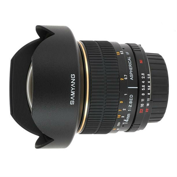 Samyang 14mm f/2.8 IF ED pour Olympus FT
