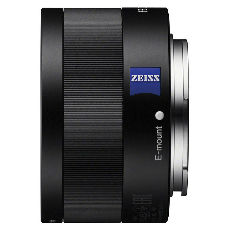Sony FE 35mm f/2.8 ZEISS Sonnar T*