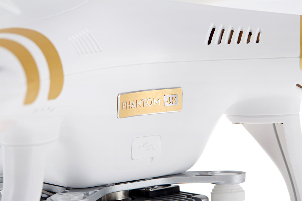 *DJI Phantom 3 - 4K drone
