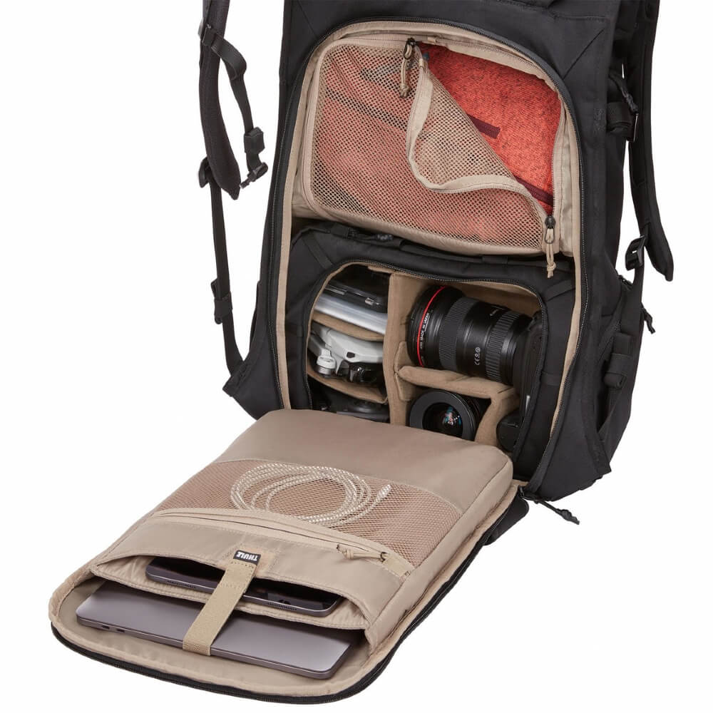 Thule Covert DSLR backpack 32L - black