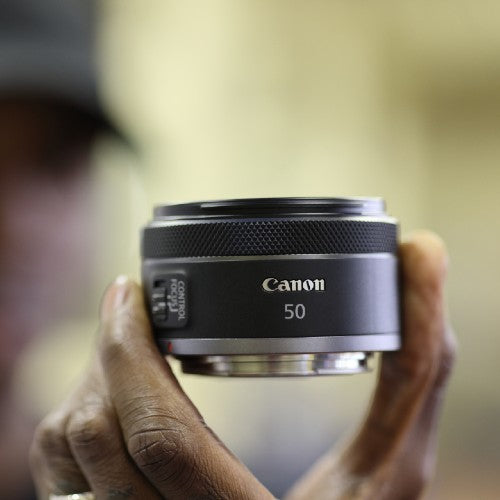 Canon RF 50mm f/1.8 STM