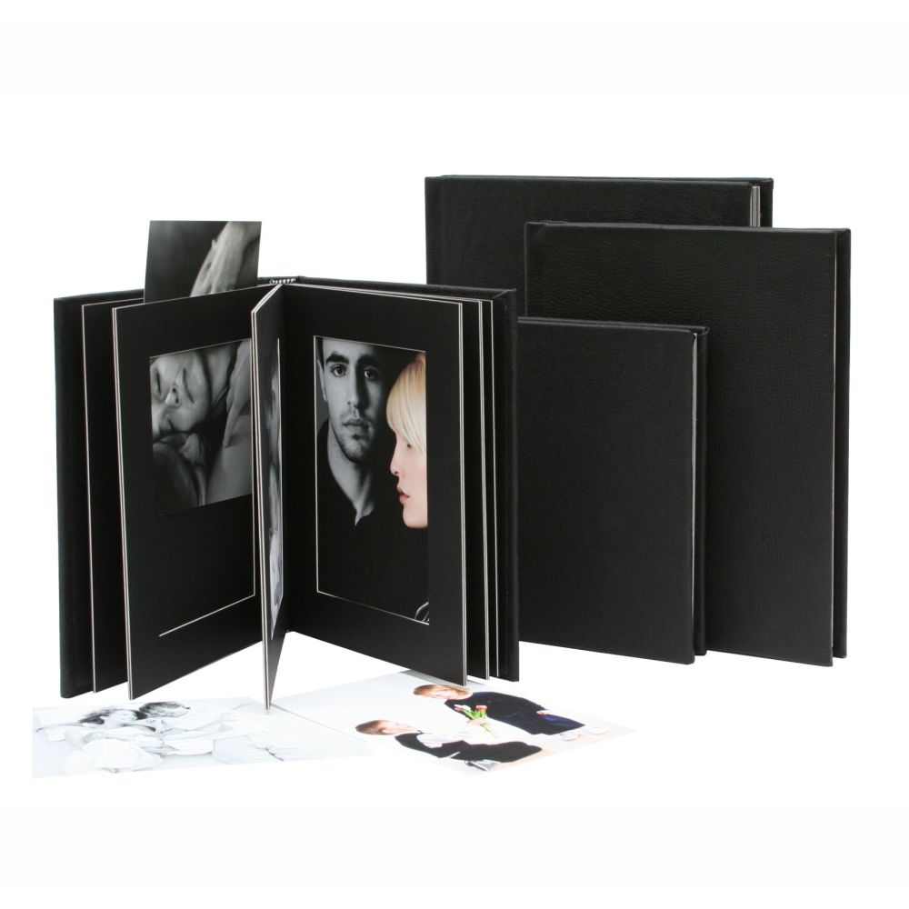 Deknudt Álbum Passepartout negro con tapa de cuero 13x18 A66DA2