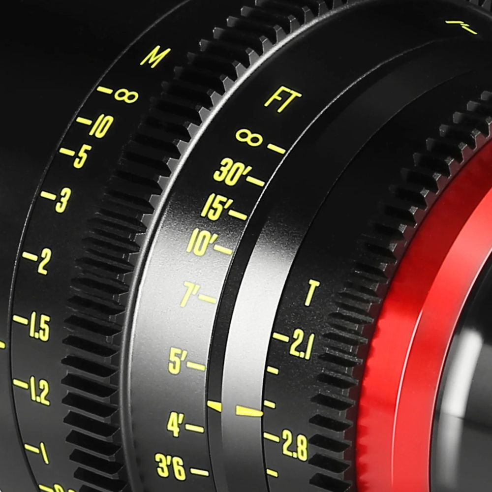 Meike Prime 24mm T2.1 Obiettivo cinematografico full frame con attacco PL