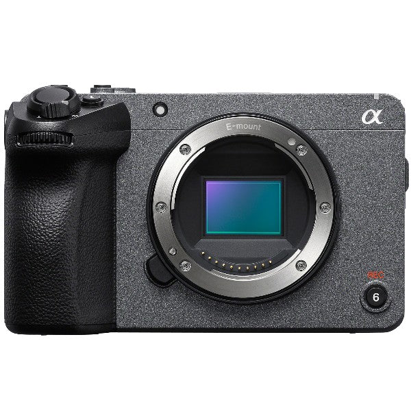 Sony FX30 + E 18-105mm f/4.0
