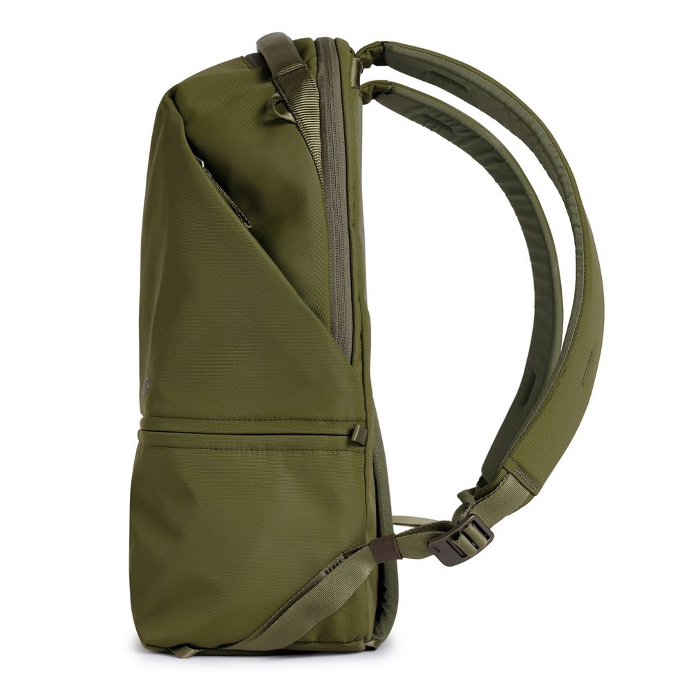 Urth Arkose 20L Backpack (grün)