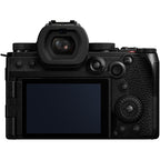 Panasonic Lumix DC-S5 IIX Cuerpo + Lumix S 14-28mm f/4-5.6 Macro