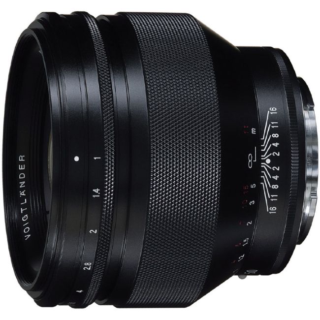 Voigtländer Nokton 50mm f/1 Sony E