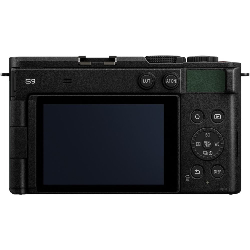 Panasonic Lumix S9 Body Dark Olive + Lumix S 26mm f/8 Messa a fuoco manuale