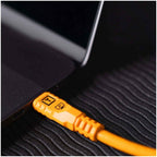 Tether Tools TetherPro Optima 10G USB-C, 4,6 m (15'), recto a la derecha naranja