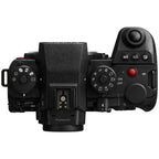 Panasonic Lumix DC-S1R II + Lumix S 24-105mm f/4.0 Macro OIS