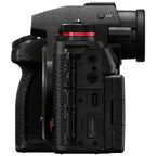 Panasonic Lumix DC-S1R II + Lumix S 24-105mm f/4.0 Macro OIS