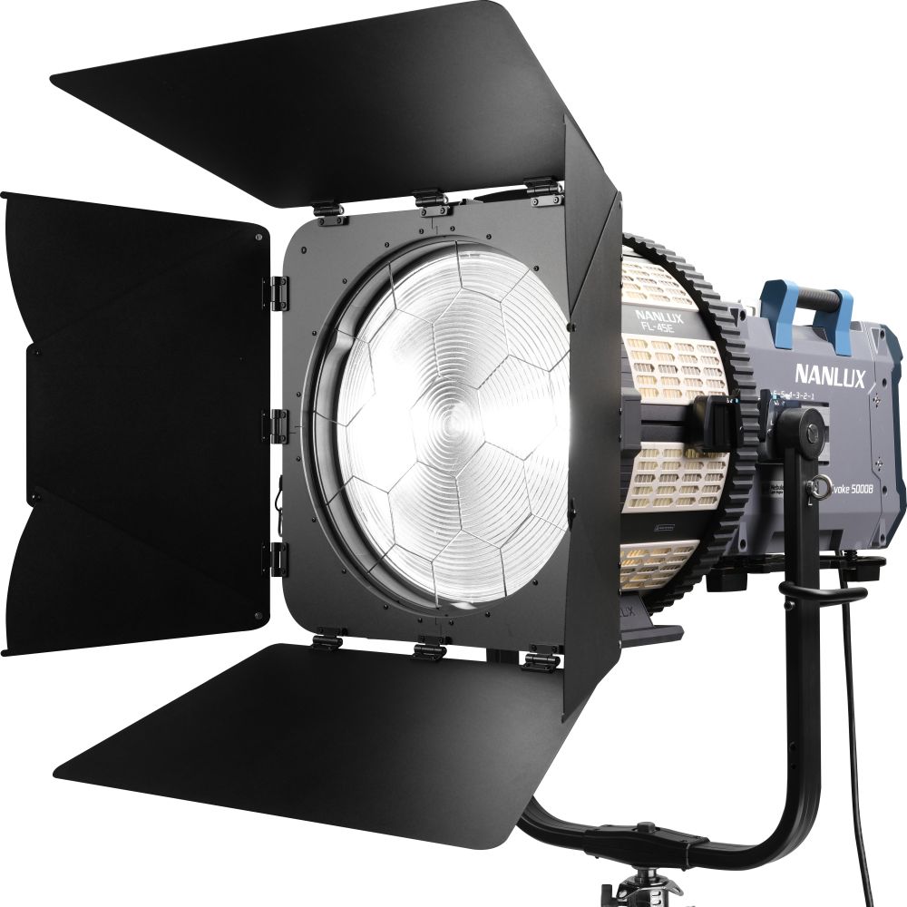 Nanlux FL-45E Lente fresnel motorizada 16-50 grados para Evoke 5000B