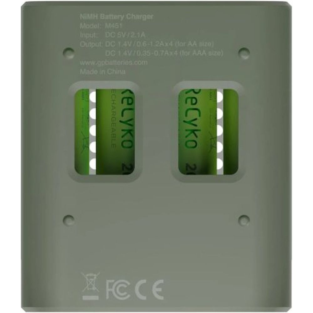 GP Cargador de batería USB M451 incl.... 4 x RECYKO AA 2600 mAh