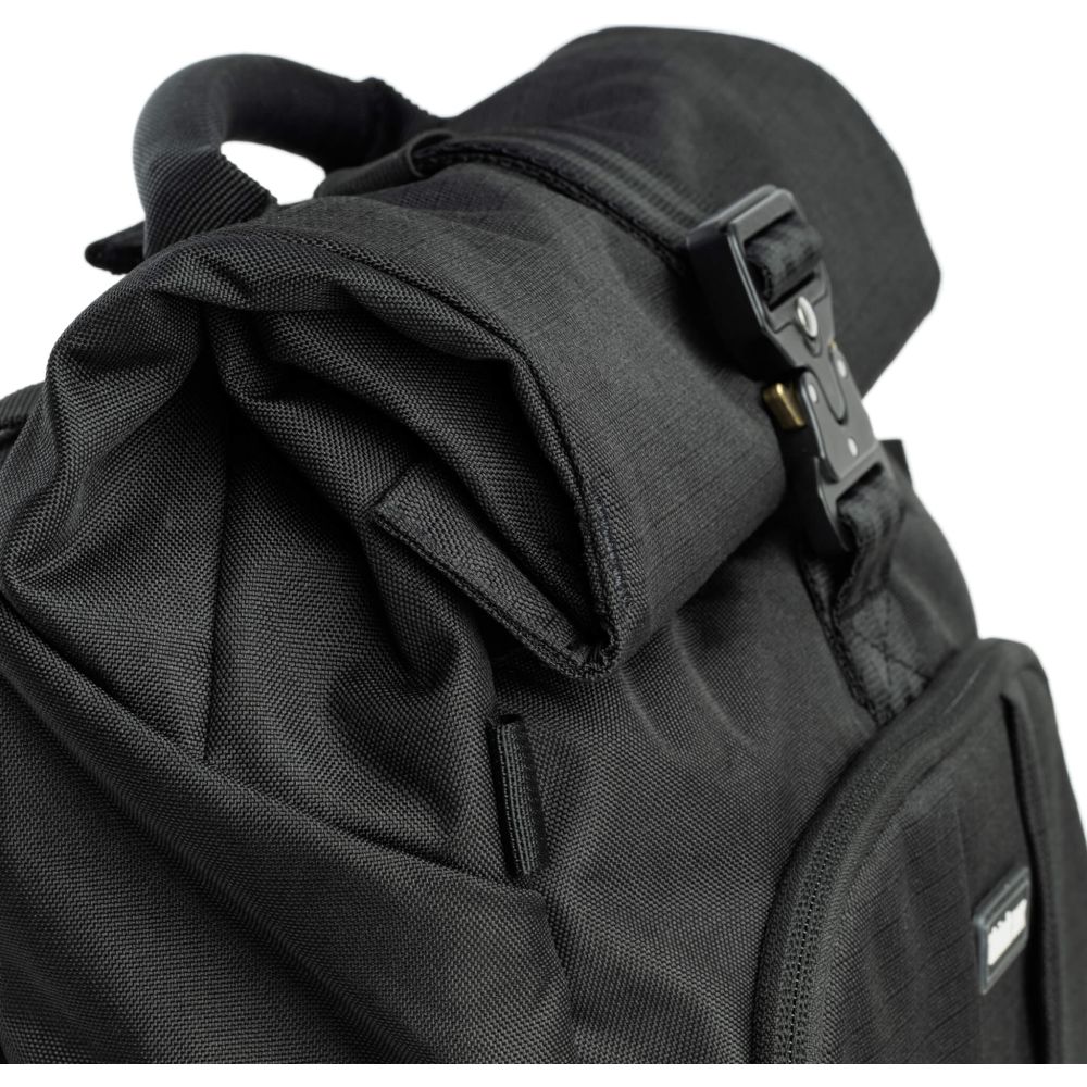 Think Tank FocusPoint 30L Asphalt Negro