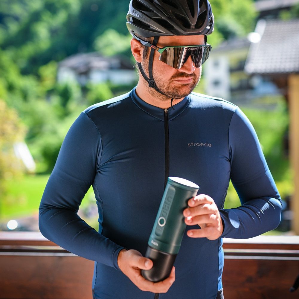 OutIn Nano Portable Electric Espresso Machine – Verde azulado