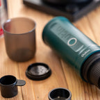 OutIn Nano Portable Electric Espresso Machine – Verde azulado