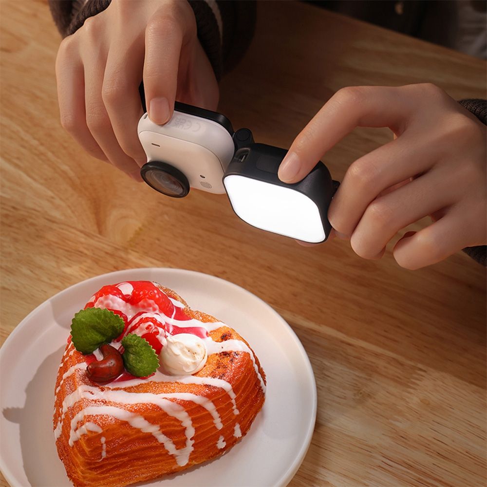 Ulanzi IN07 Mini Videolamp magnetisch voor Insta360 GO Ultra