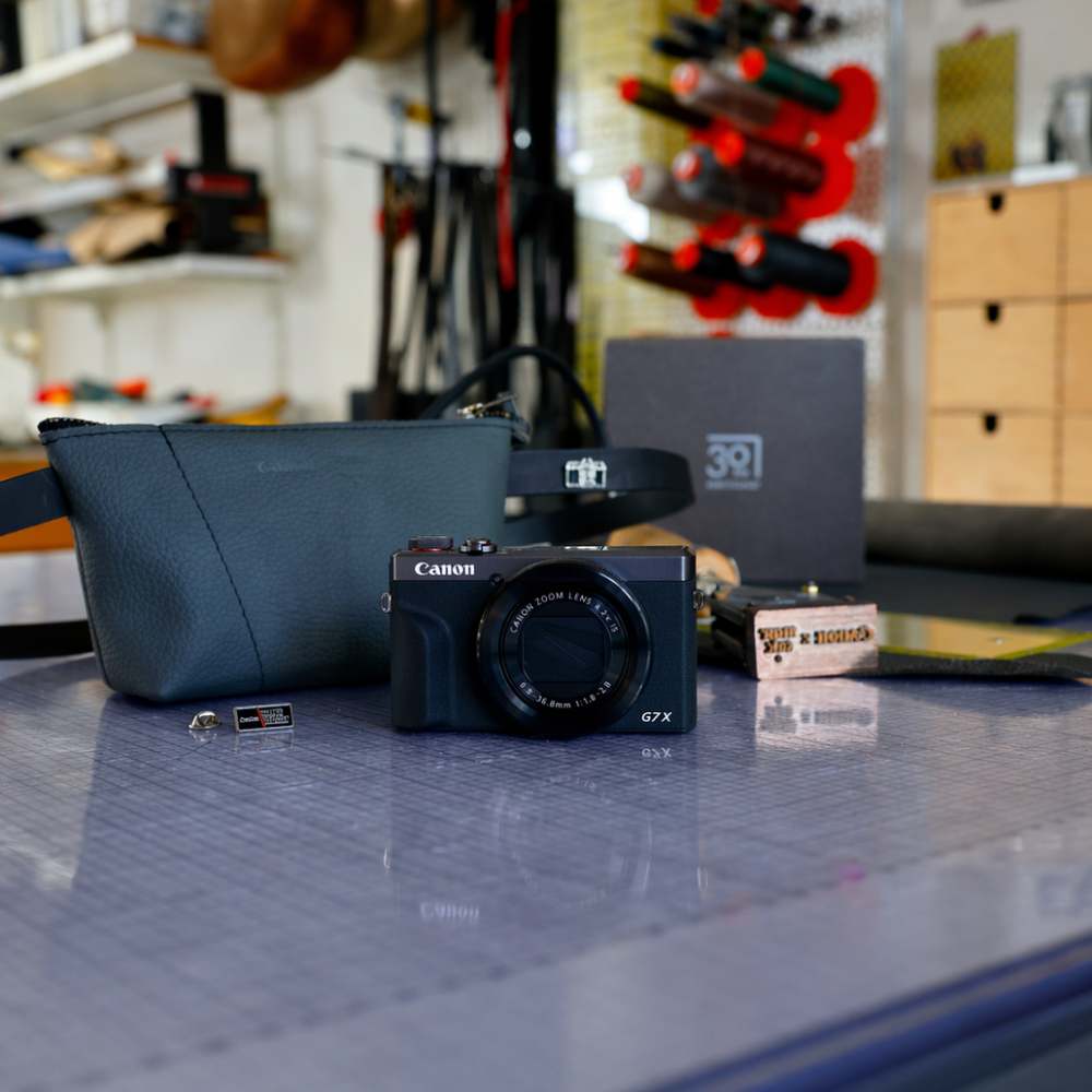 Canon PowerShot G7X Mark III 30th Anniversary Edition + Workshop Monsak omaggio + Pin omaggio