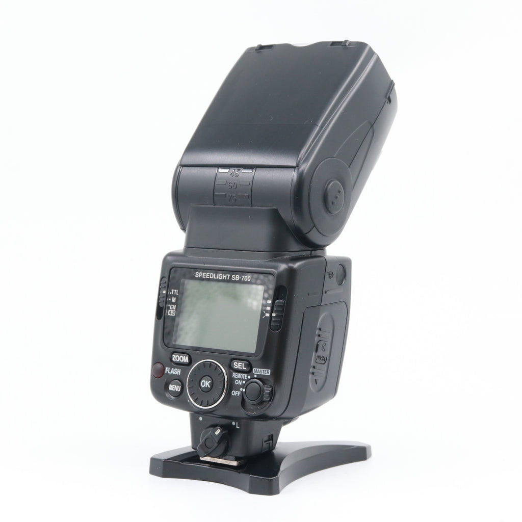 Nikon Speedlight SB-700 used