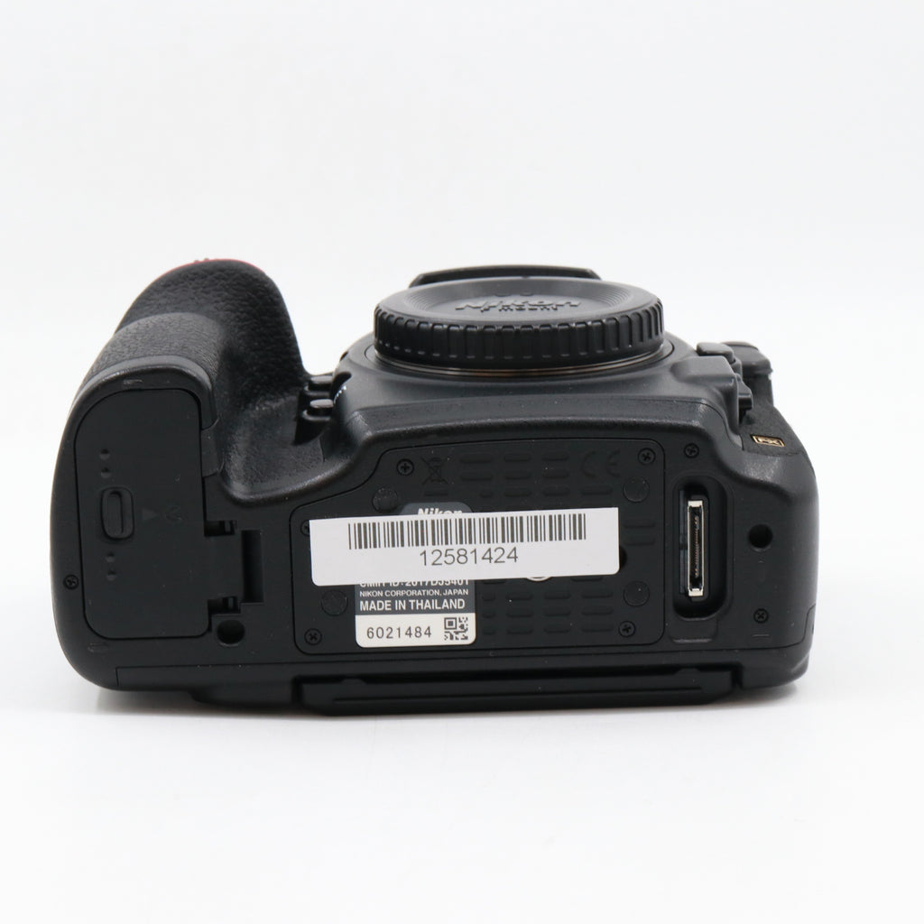 Nikon D850 boîtier occasion