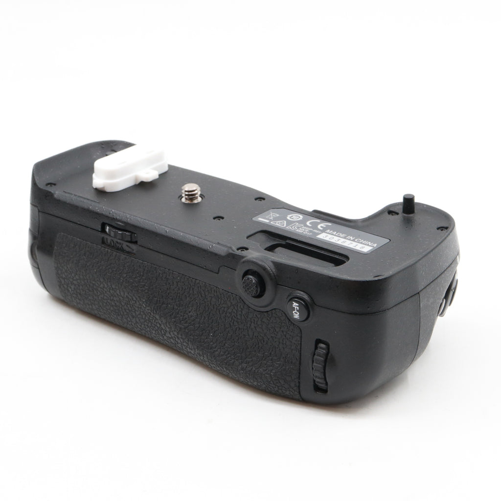 Nikon MB-D17 Batteriegriff gebraucht
