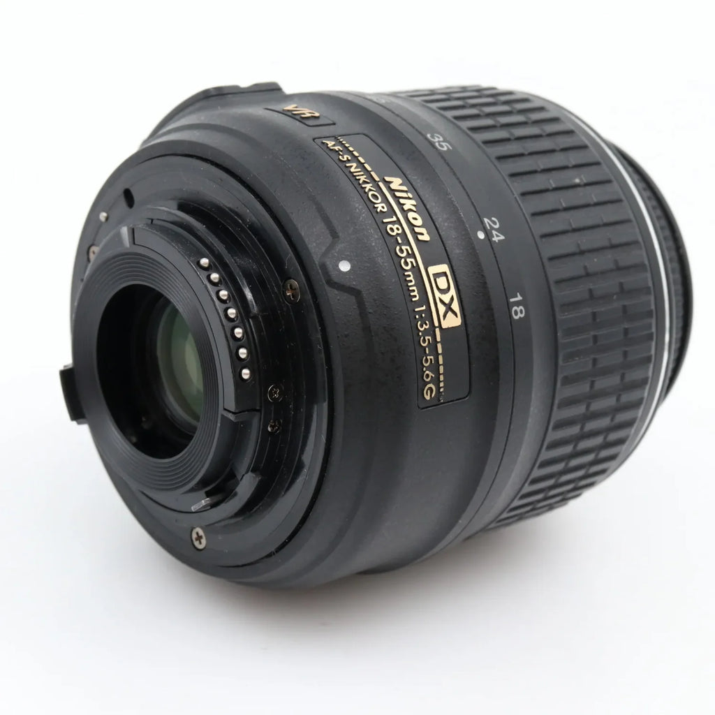 Nikon AF-S 18-55mm f/3.5-5.6G VR DX tweedehands