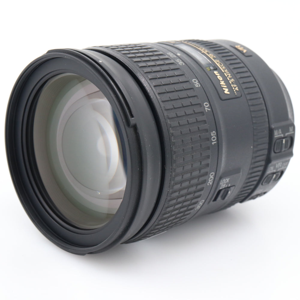 Nikon AF-S 28-300mm F/3.5-5.6G ED VR tweedehands