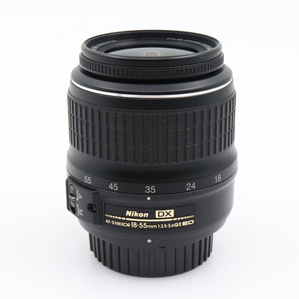 Nikon AF-S 18-55mm f/3.5-5.6G ED II DX tweedehands
