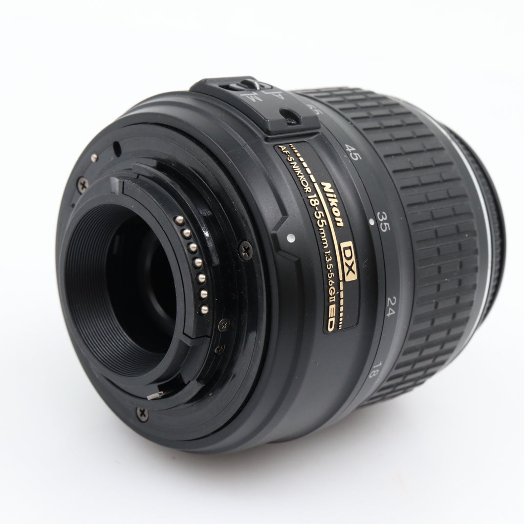 Nikon AF-S 18-55mm f/3.5-5.6G ED II DX tweedehands