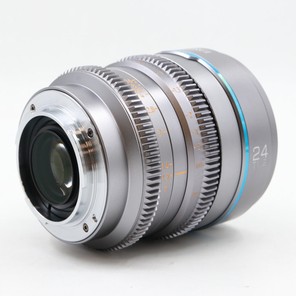 Sirui Nightwalker Series 24mm T1.2 S35 Manual Focus Cine Lens Sony E Mount occasion