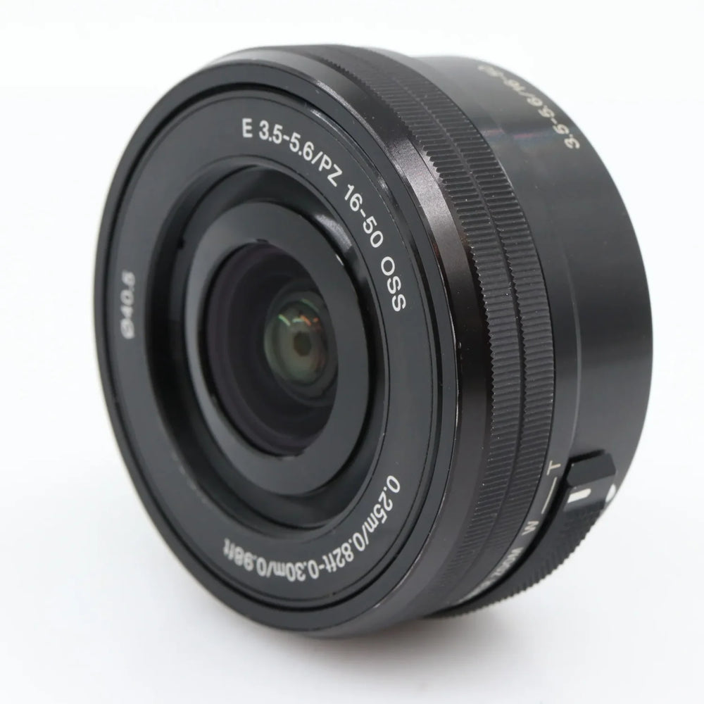 Sony E 16-50mm f/3.5-5.6 PZ OSS tweedehands