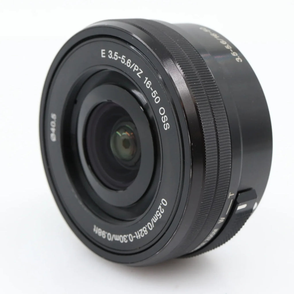 Sony E 16-50mm f/3.5-5.6 PZ OSS tweedehands