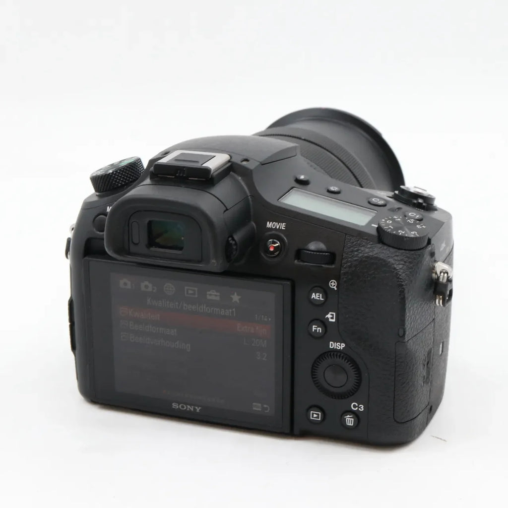 Sony Cybershot DSC-RX10 IV used