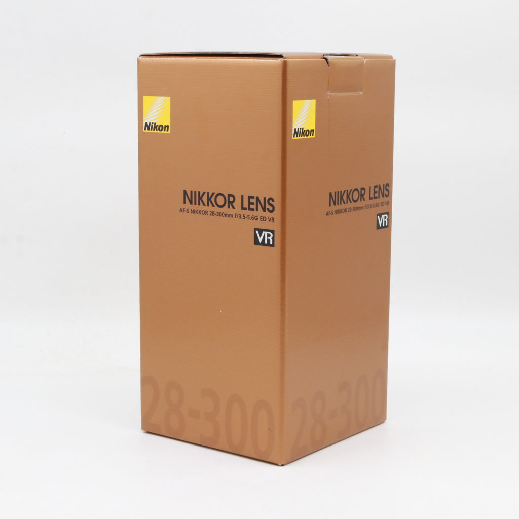 Nikon AF-S 28-300mm F/3.5-5.6G ED VR occasion