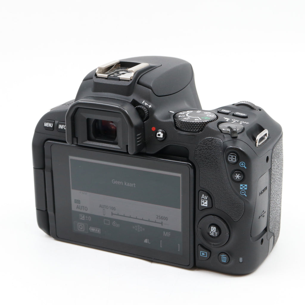 Canon EOS 200D body used