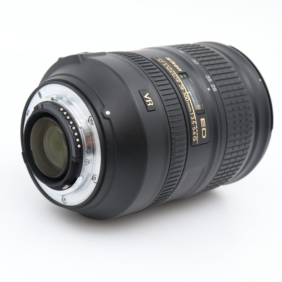 Nikon AF-S 28-300mm f/3.5-5.6G ED VR tweedehands