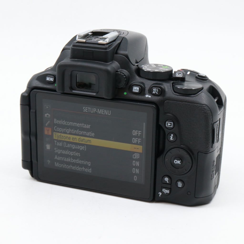 Nikon D5600 body tweedehands
