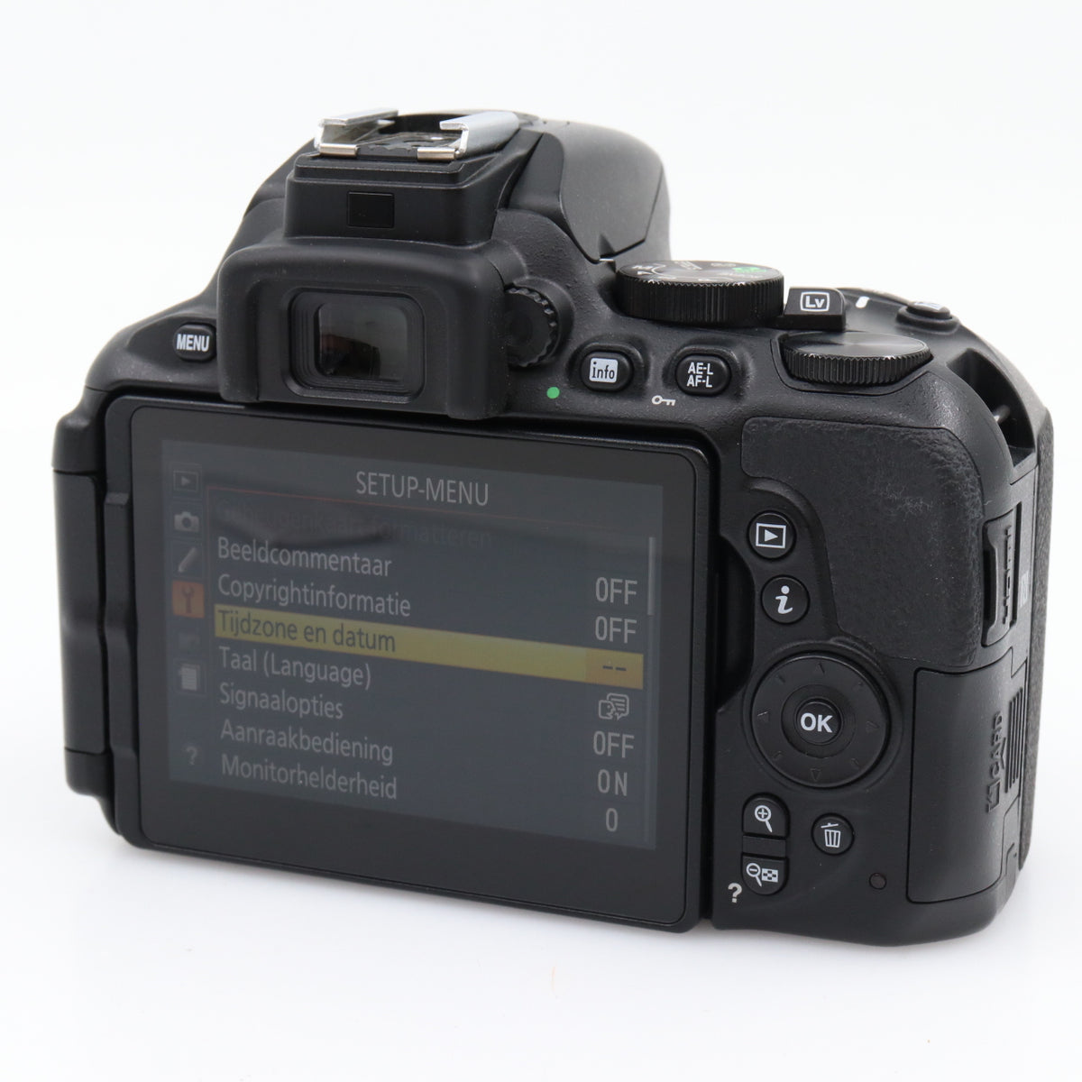 Nikon D5600 boîtier occasion