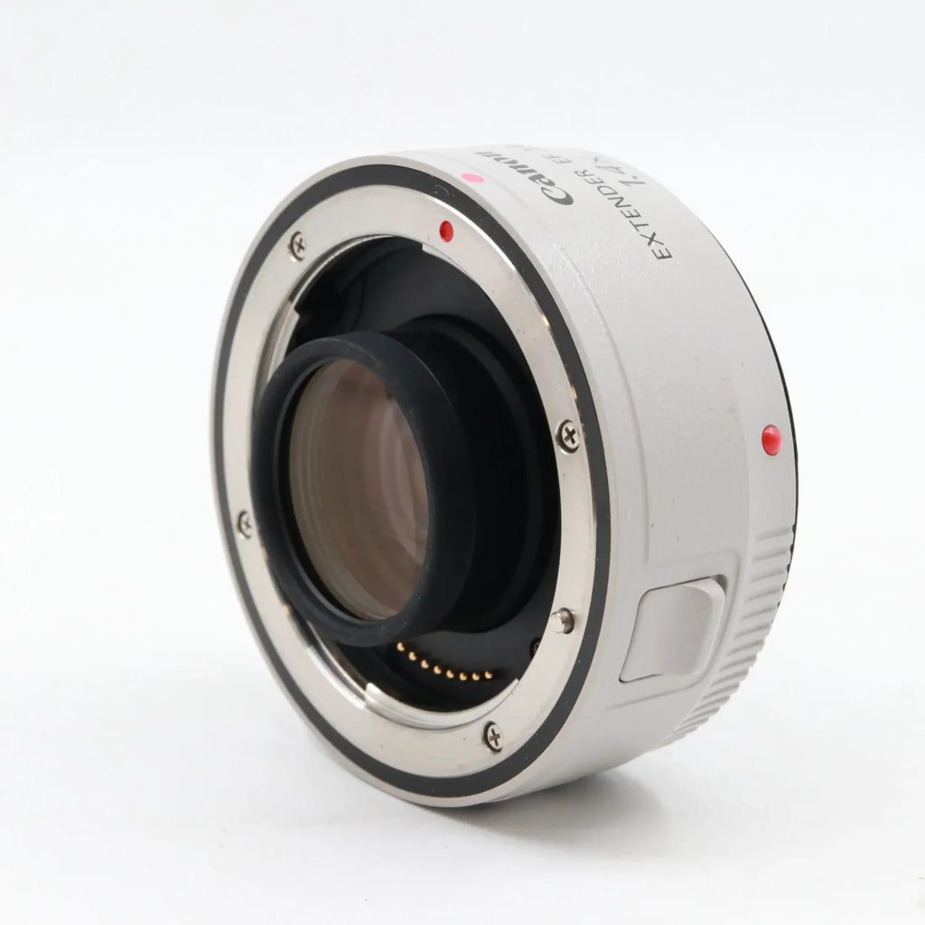 Canon EF 1.4x III extender (teleconverter) usato