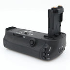 Canon BG-E11 batterygrip used