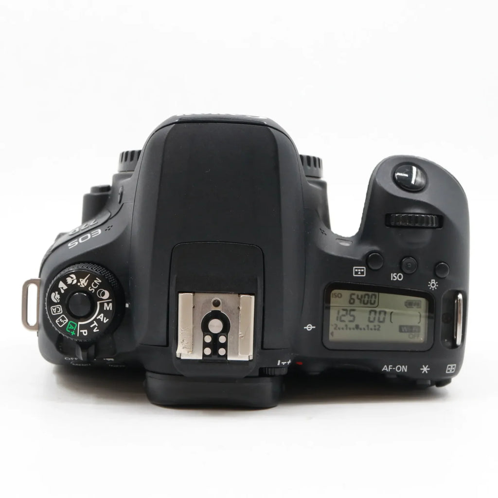 Canon EOS 77D body used