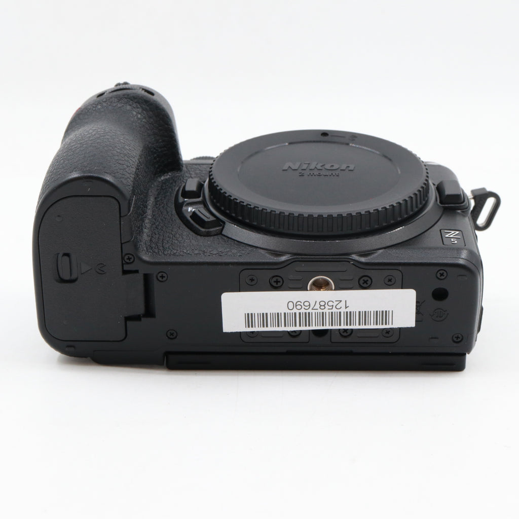 Nikon Z5 body tweedehands