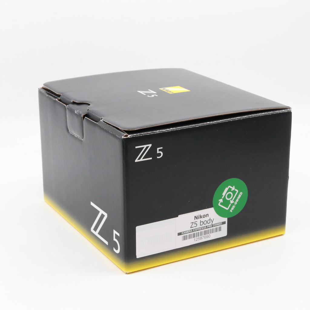 Nikon Z5 body tweedehands