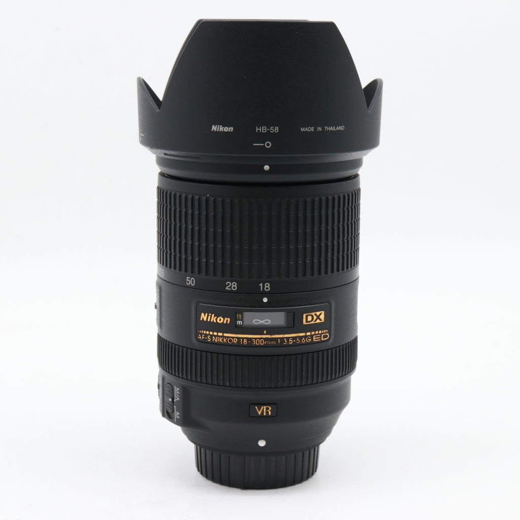 Nikon AF-S 18-300mm f/3.5-5.6G ED VR DX tweedehands
