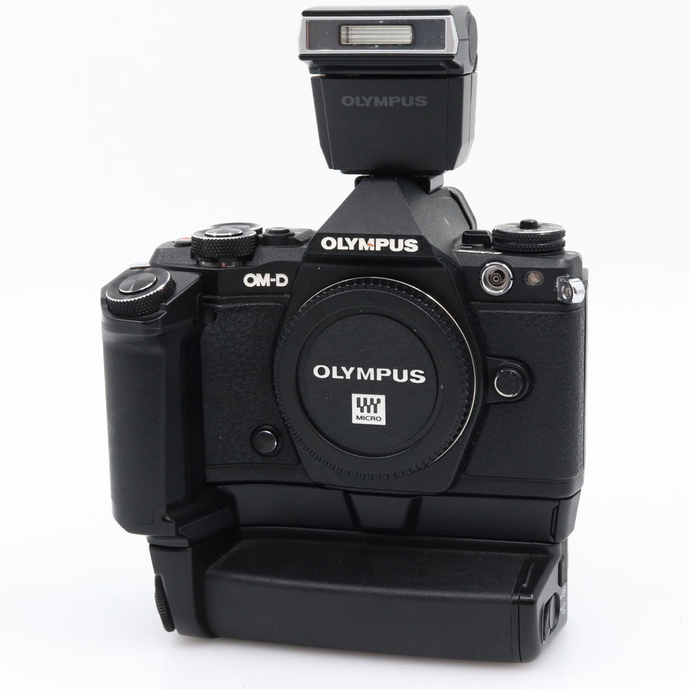 Olympus OM-D E-M5 Mark II + HLD-6P tweedehands