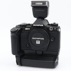 Olympus OM-D E-M5 Mark II + HLD-6P tweedehands