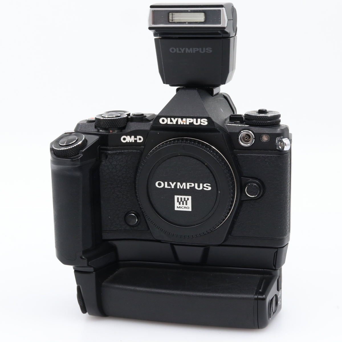 Olympus OM-D E-M5 Mark II + HLD-6P tweedehands