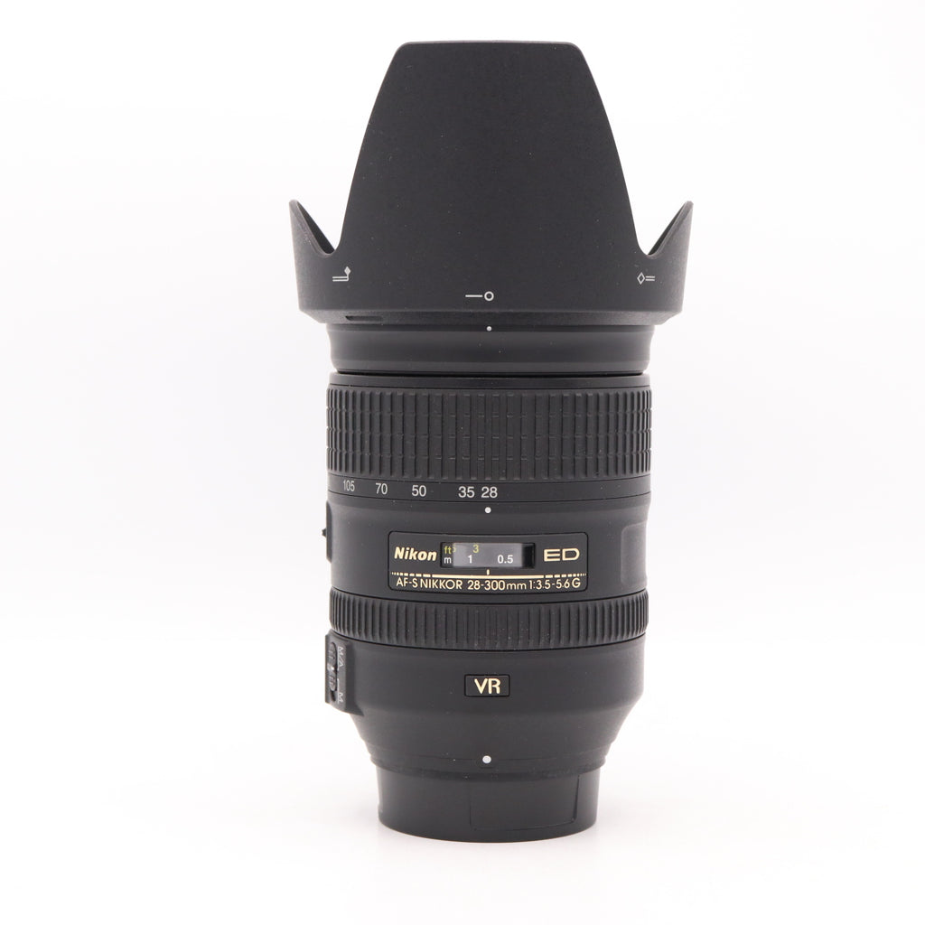 Nikon AF-S 28-300mm F/3.5-5.6G ED VR tweedehands
