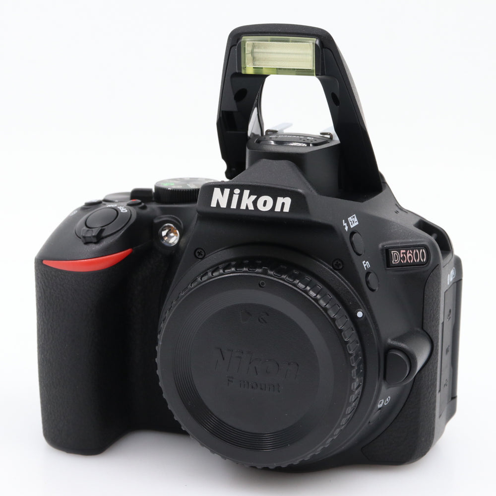 Nikon D5600 boîtier occasion