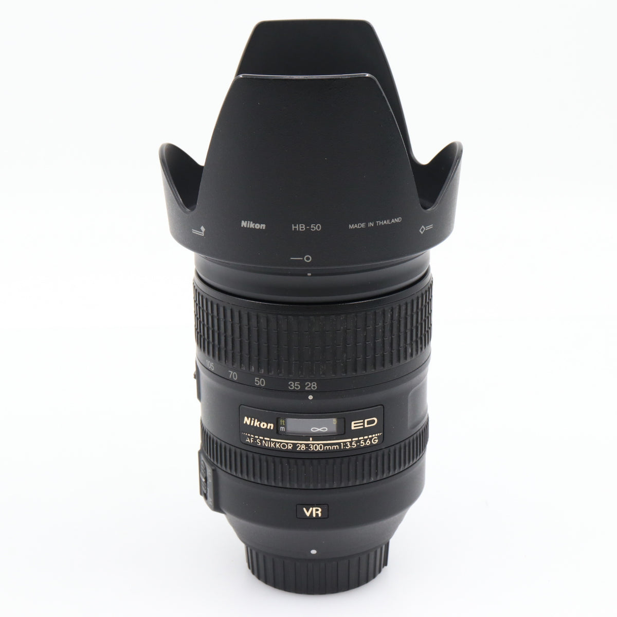 Nikon AF-S 28-300mm f/3.5-5.6G ED VR tweedehands